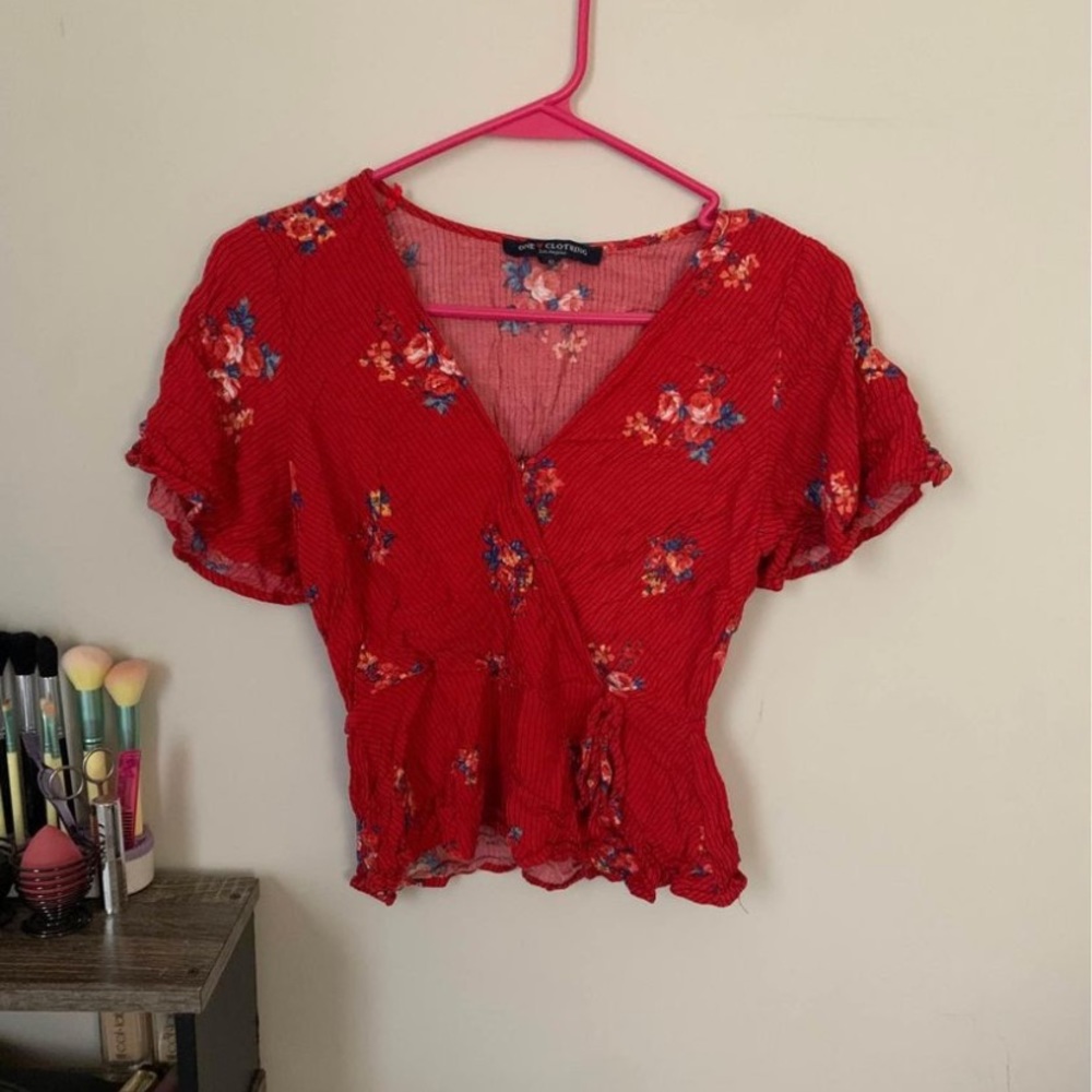 Red floral top
